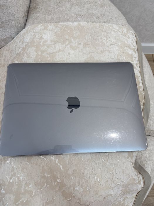 Macbook Air 2020 M1 8/256