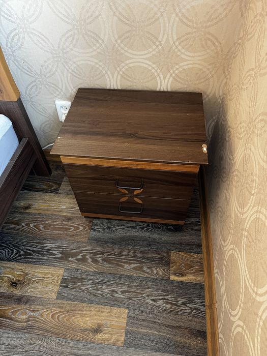 Продам тумбы прикроватные
