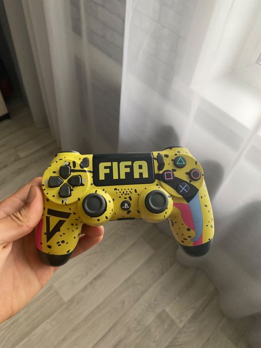 Playstation 4 fat