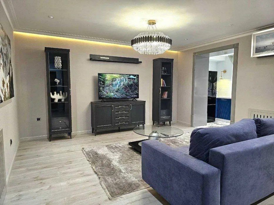 Жк Истанбул Сити! Сдаётся в аренду 3-х ком новая квартира