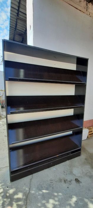 Магазинные полки