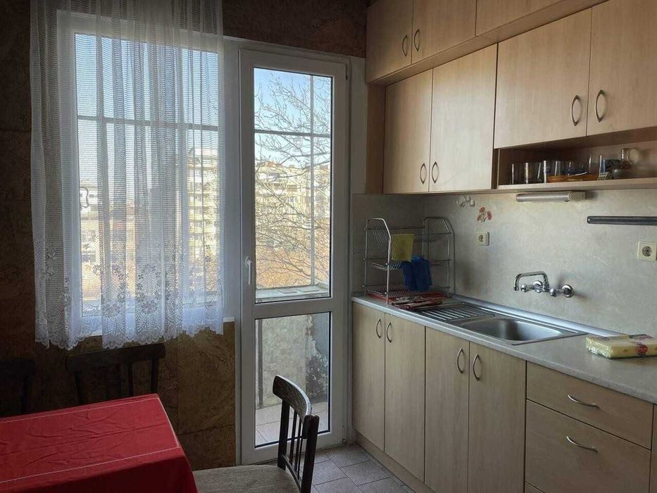 Продава се Двустаен апартамент в Пловдив, Кючук Париж - 64 кв.м за 1016 €/кв.м - Снимка #3