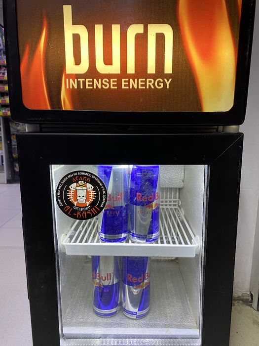 Мини Холодильник почти новый