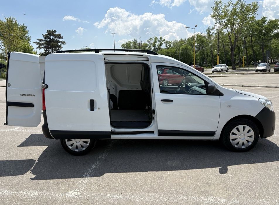 Dacia Dokker la super preț