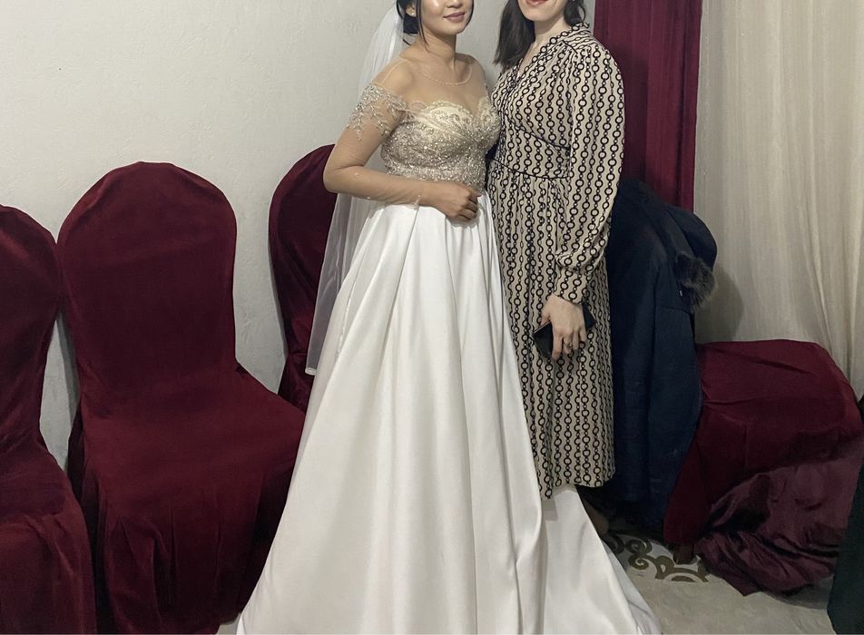 Свадебное платье