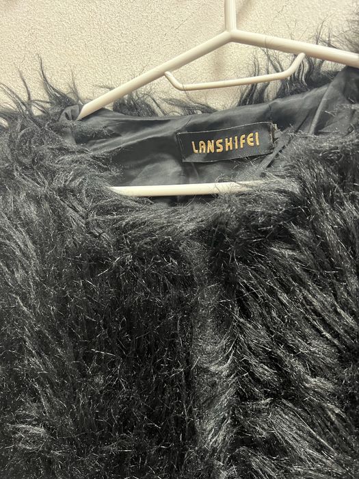 Blana artificiala deosebita