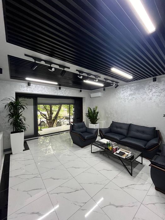 Продажа офиc, Амир Темур 90 м²