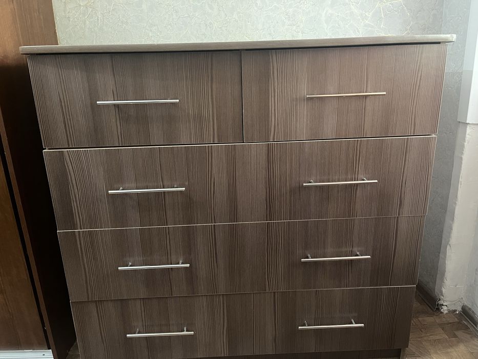Продам комод для вещей