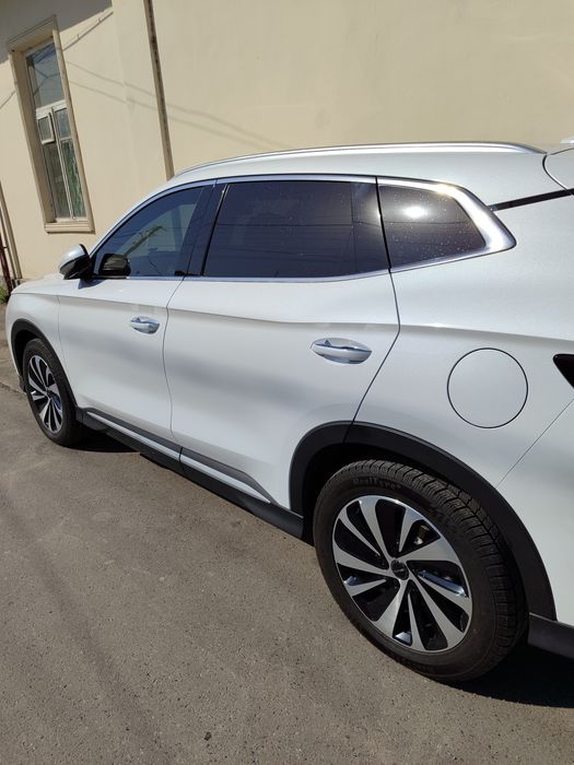 BYD Champion 150 gibrid sotiladi