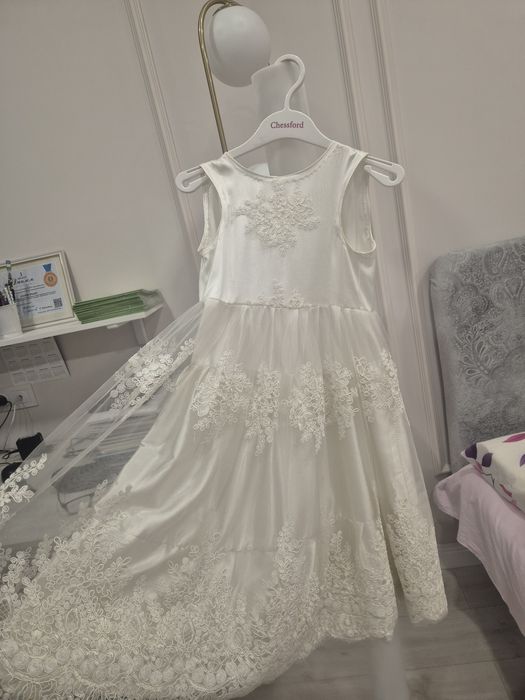 Красивое праздничное платье