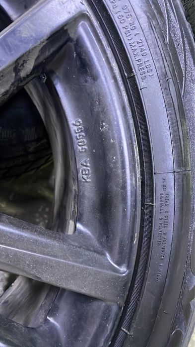 Диски с шинами в комплекте