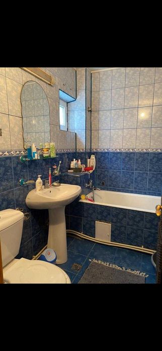 Inchiriez apartament 3 camere zona Grivita-Uvertura Mall