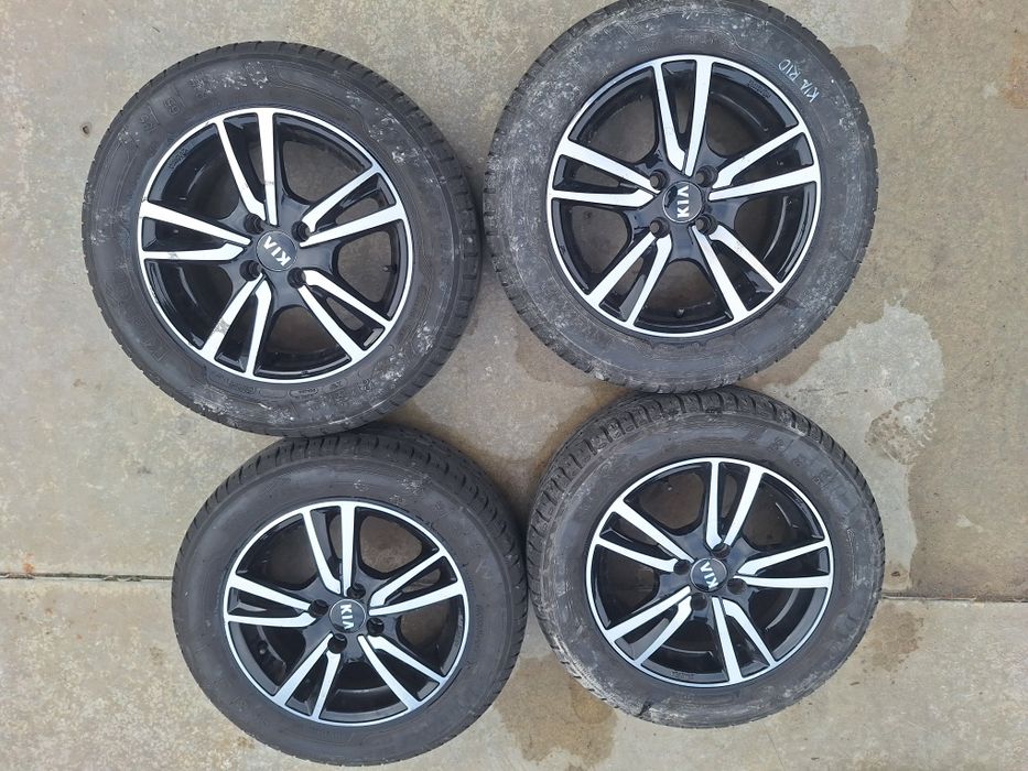 4бр. Джанти с гуми 15 цола 4х100 Kia Rio / Киа Рио 2015г.
