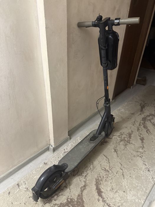 Trotineta xiaomi mi electric  viteza 25/30 km h