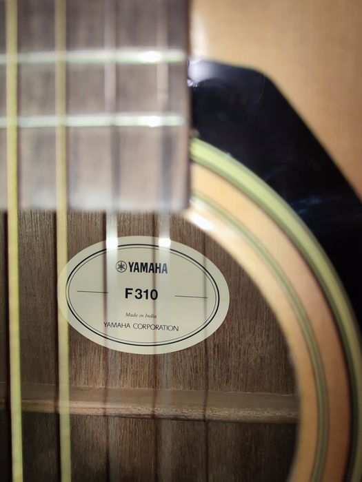 Гитара акустическая Yamaha