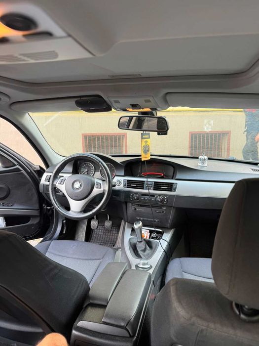 BMW E90 320D m47 (masina este de romania)