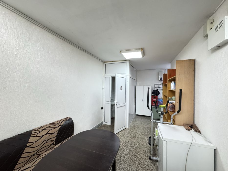 Продава магазин в гр. Казанлък