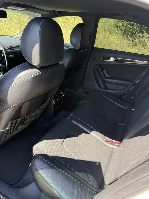 Vând Audi A4 B8