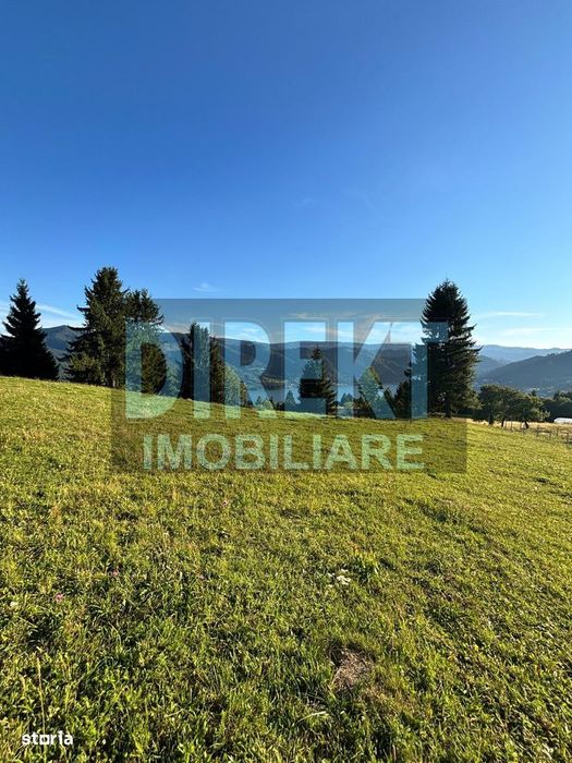 Teren cu view spre lac- 20 arii-