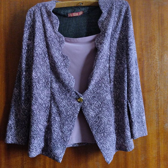 Продам праздничную нарядную блузу!