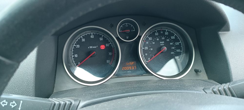 Opel Astra H 1.6 105
