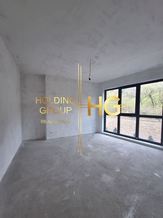 Продава се Четиристаен апартамент в Варна, Бриз - 166 кв.м за 2049 €/кв.м - Снимка #10