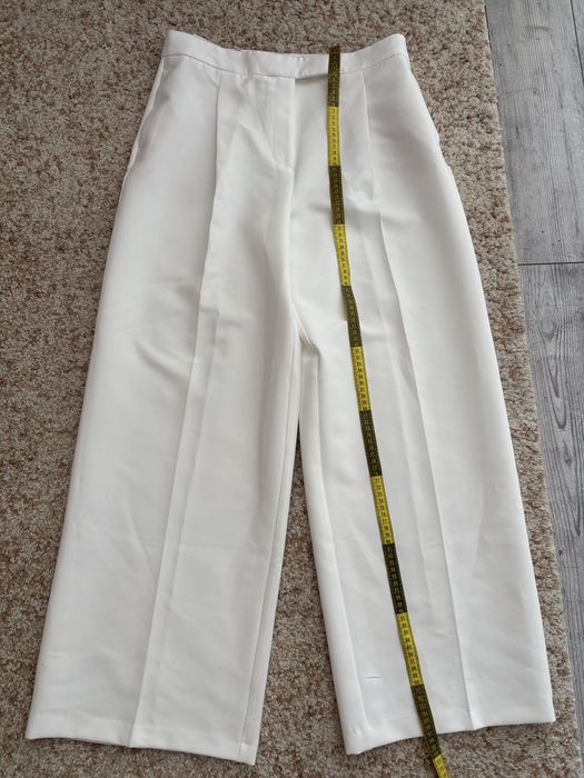 Pantaloni albi L Zara noi cu eticheta