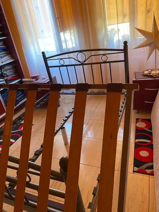 pat matrimonial si pat metalic , plus canapea