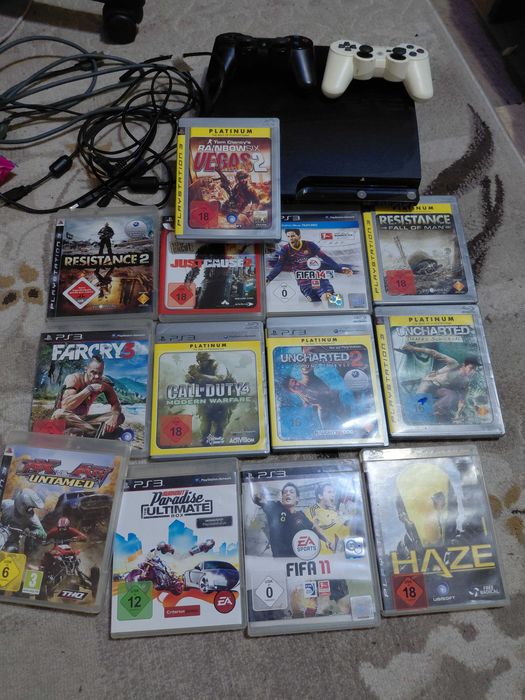 Vând sau schimb PS3 de 500