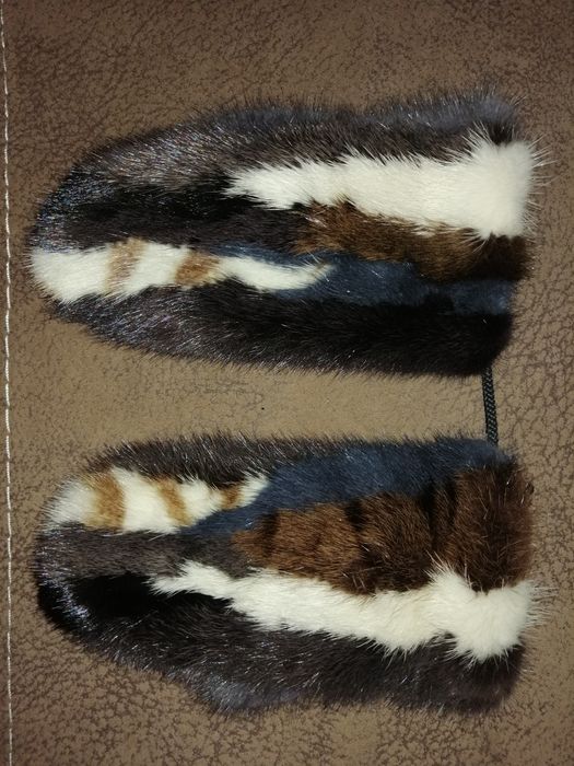 Норковые  детские варежки