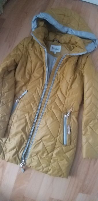 Продам женские вещи