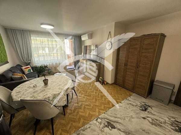 Продава се Двустаен апартамент в Пловдив, Мараша - 75 кв.м за 2400 €/кв.м - Снимка #1