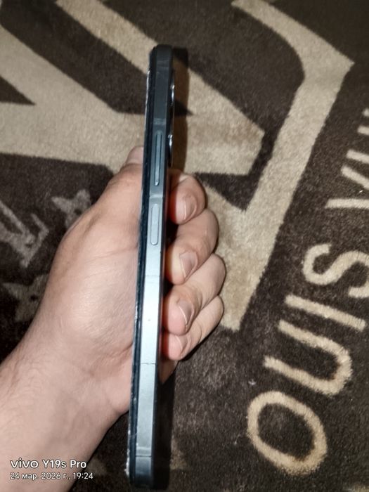 Vivo Y16 торг есть