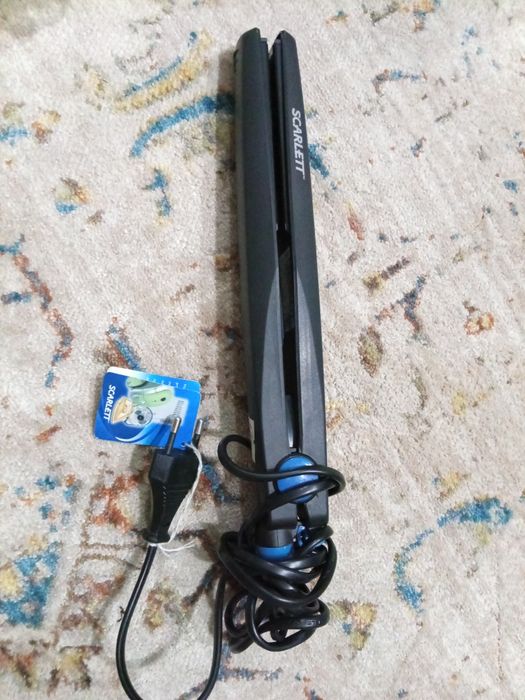 Плойка / утюжок Scarlett SC-061