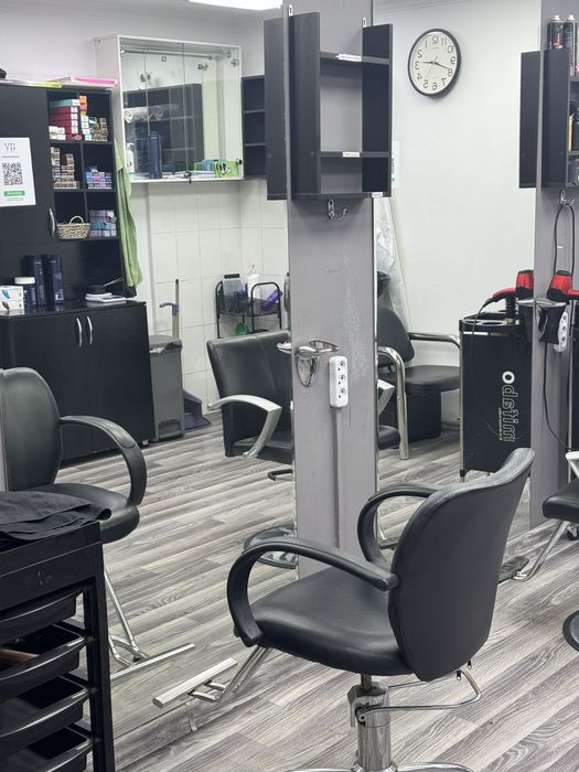 Сдается Парикмахерское кресло