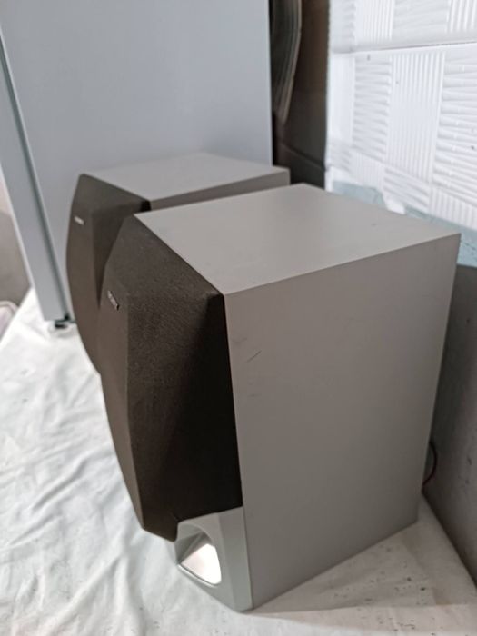 Продавам колони от уредба Sony