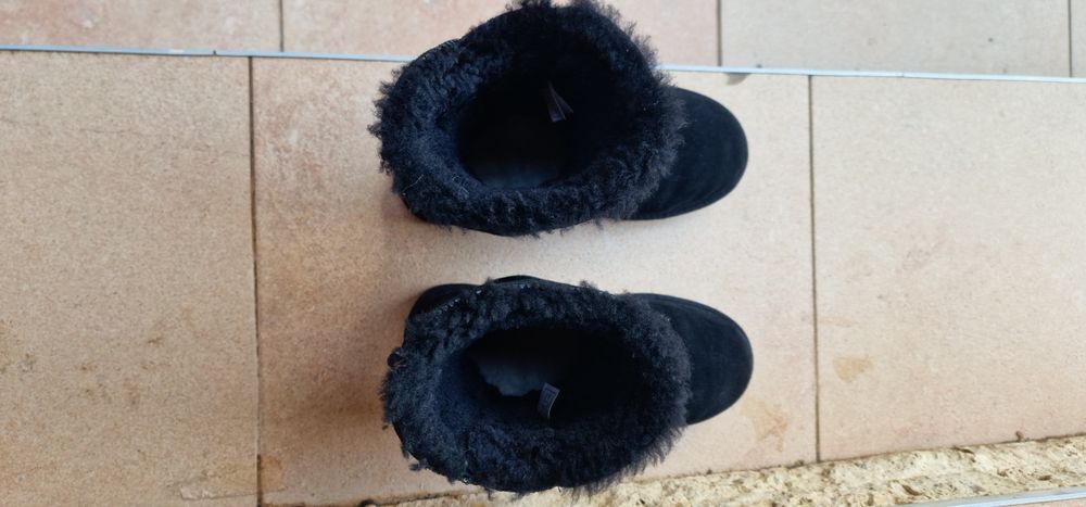 UGG classic Marice sequin zipper boot, piele intoarsa, negre, 38