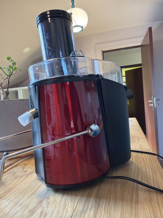 Stircator de fructe folosit o singura data