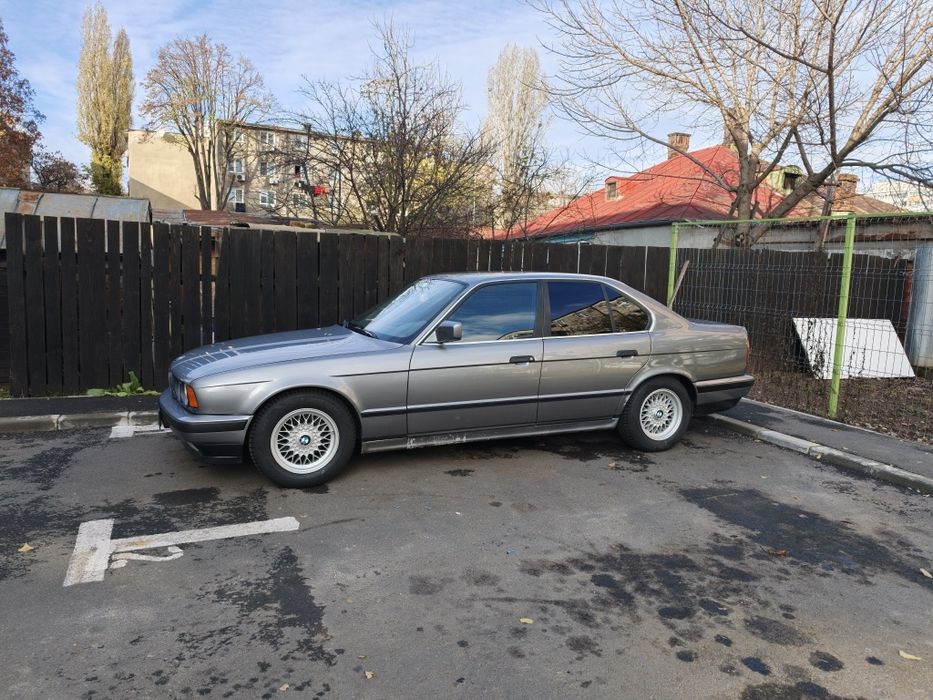 Bmw e34 original totul pe ea