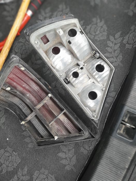 Задние фары мерс