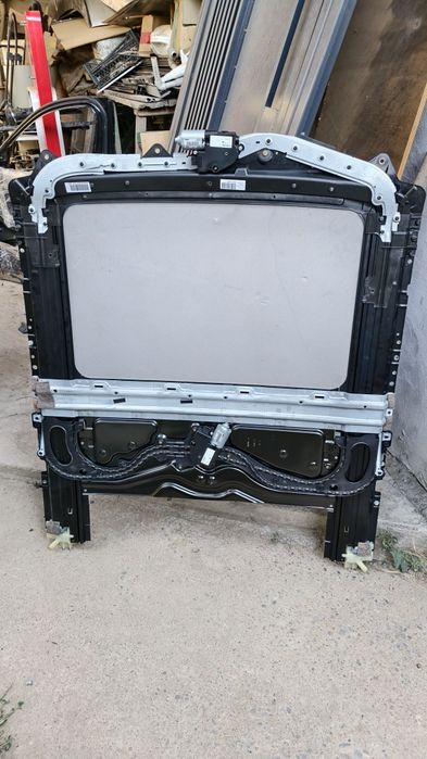 Люк в сборе БМВ Ф10
