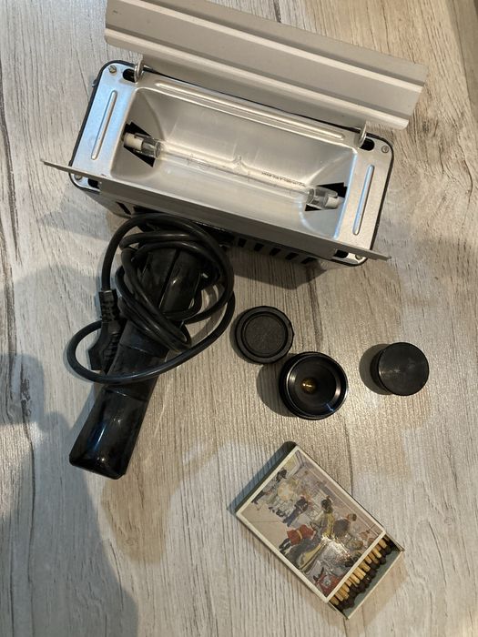 Proiector  1000w / obiectiv tominon tv lens)