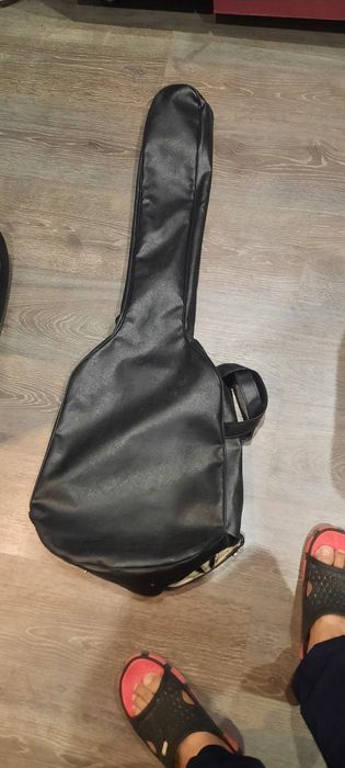 Продам Электро-гитару