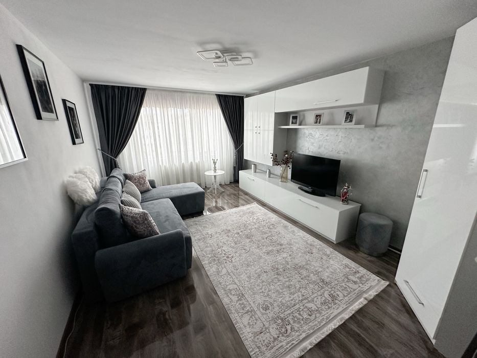 Apartament 2 camere decomandate