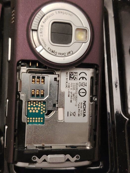 Nokia N95 NOU – complet în cutie, stare impecabilă, pentru colecționar