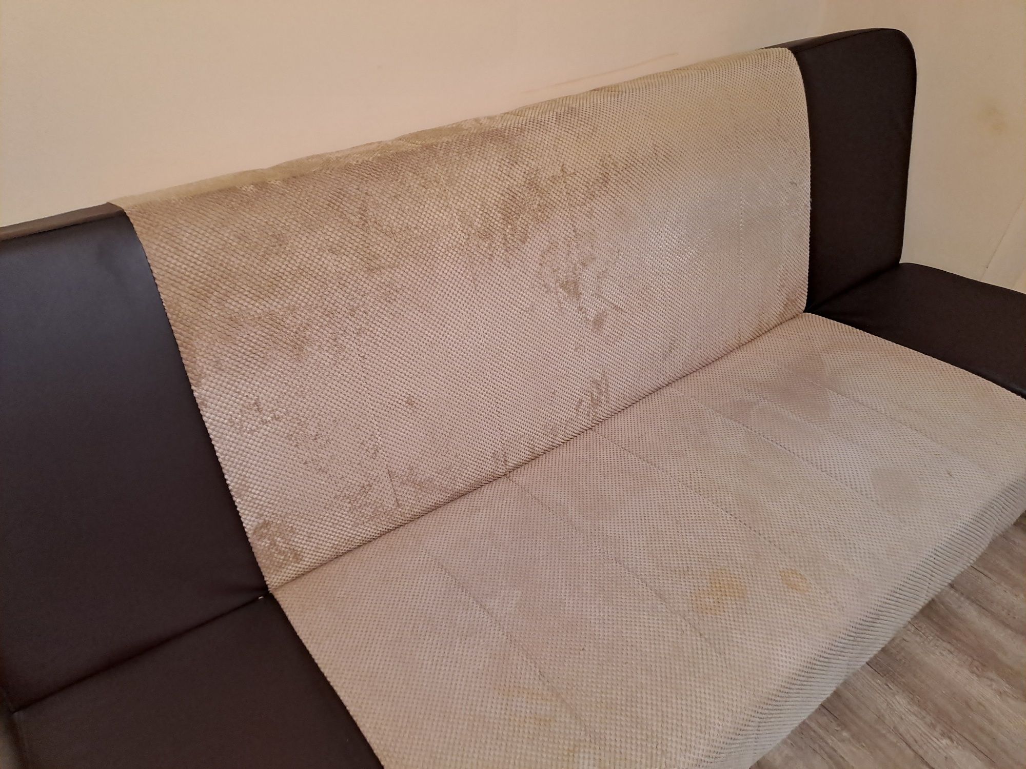 Разтегателен диван гр. София Лозенец • OLX.bg