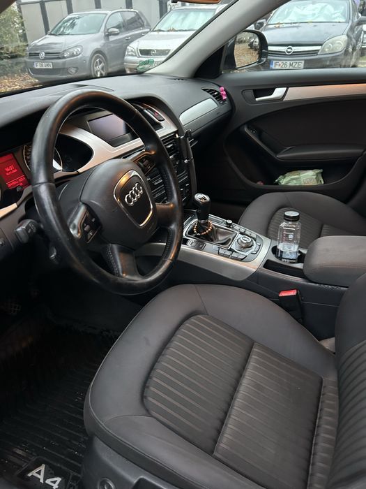 Audi A4 • 2008 • 2.0 TDI • Manuală • Acte la zi, S-line exterior
