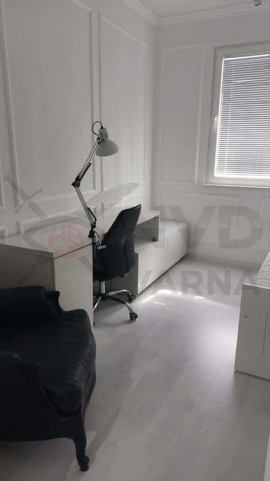 Дава се под наем Тристаен апартамент в Варна, Възраждане 3 - 68 кв.м за 750 € - Снимка #5