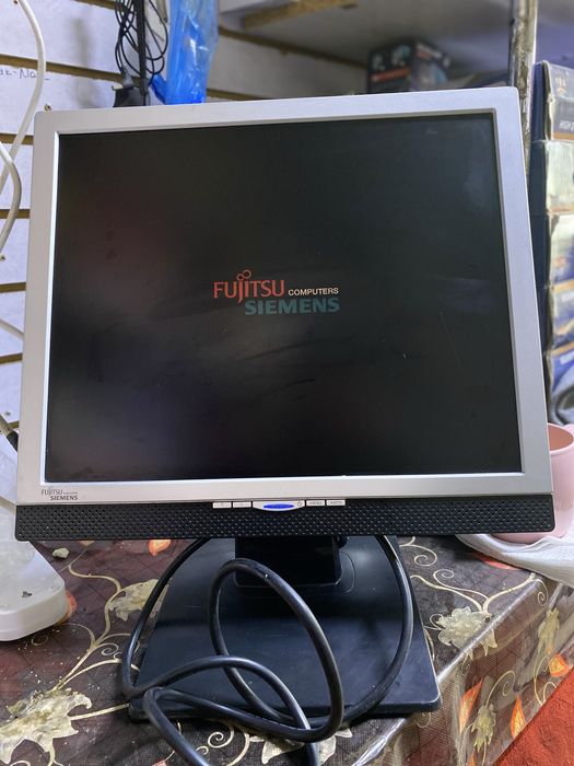 Продать монитор в хорошем состоянии