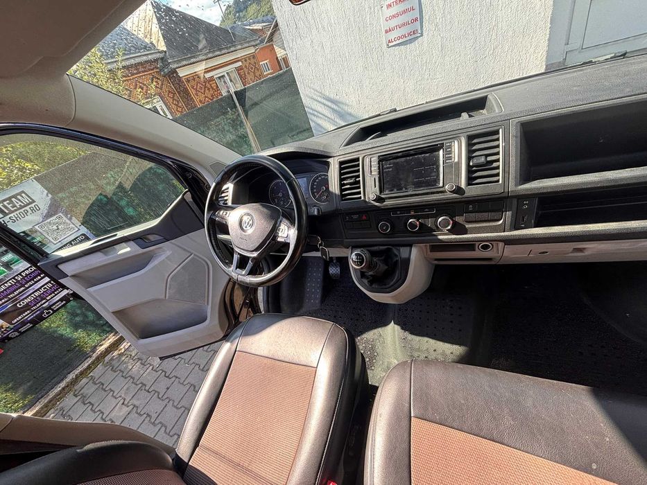 Volkswagen Transporter 2.0 TDI • 2019 • Manuală • 114 CP